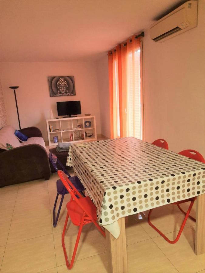 Besalut Apartment ภายนอก รูปภาพ