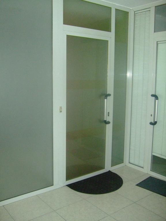 Besalut Apartment ภายนอก รูปภาพ
